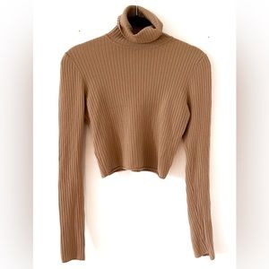 Alc lightweight cropped turtleneck